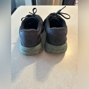 Lululemon -size 7 -charge feel-workout shoe